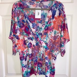 Women’s XL floral v neck wrap style tunic new with tags made in USA
